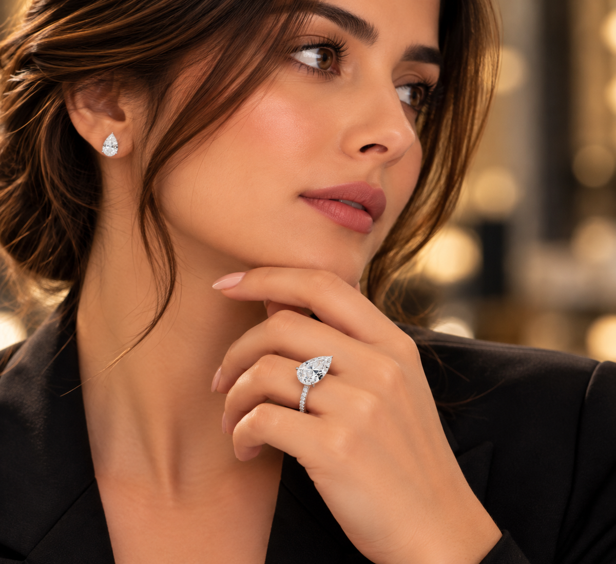 1.06 ct Pear lab grown diamond – lifestyle