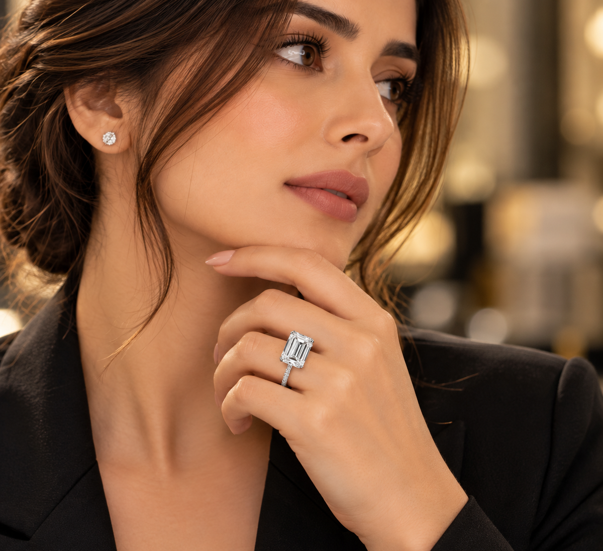 1.02 ct Emerald lab grown diamond – lifestyle