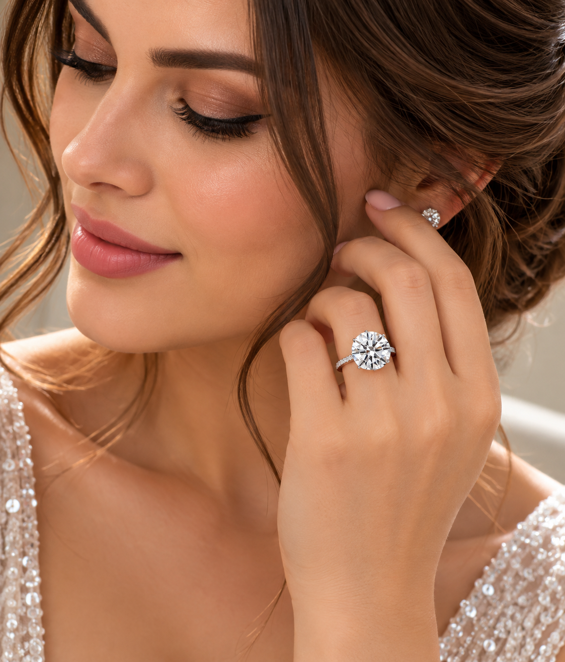 Model wearing 2.83 ct round lab grown diamond