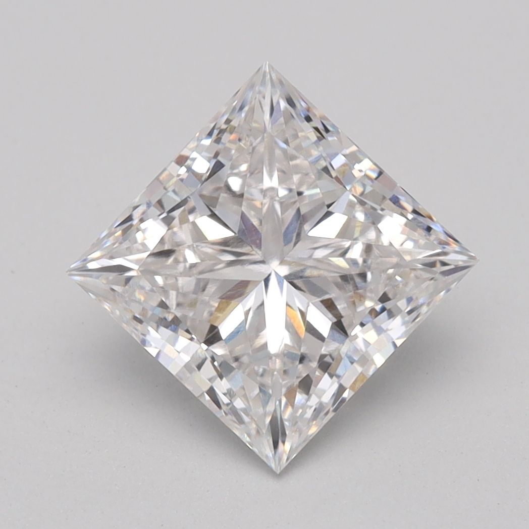 1.65 ct Princess lab grown diamond – side view